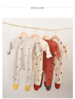 ⁦افارول مع غطاء للرأس للاطفال حديثي الولادة⁩ - الصورة ⁦2⁩